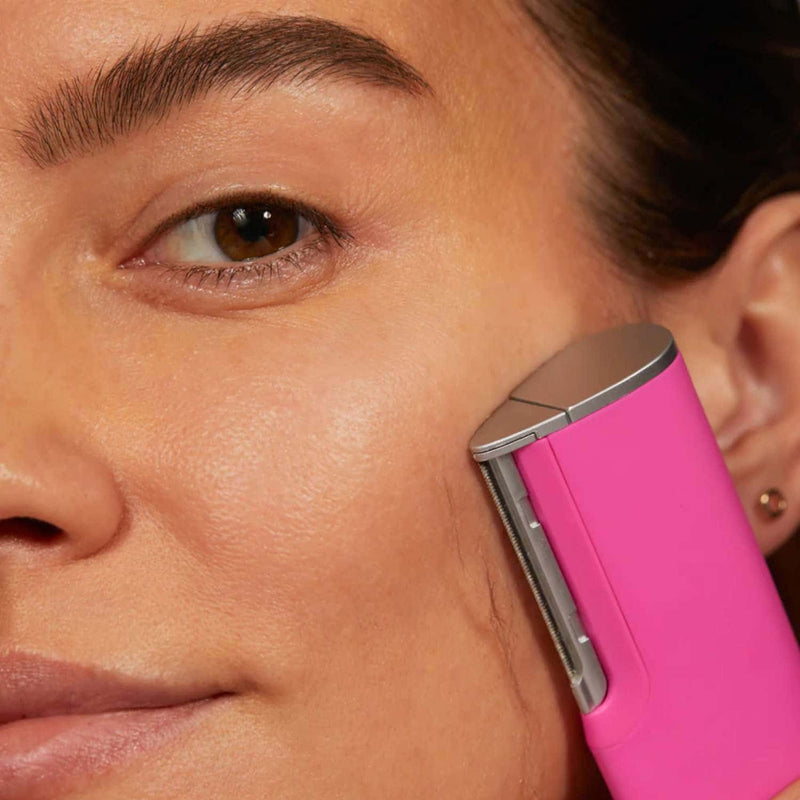Skansom harfjerning til ansigt med dermaplaning teknologi til sensitiv hud